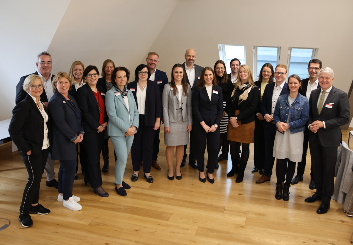 Talentförderung in der Sparkasse Mentoringprogramm für Frauen in